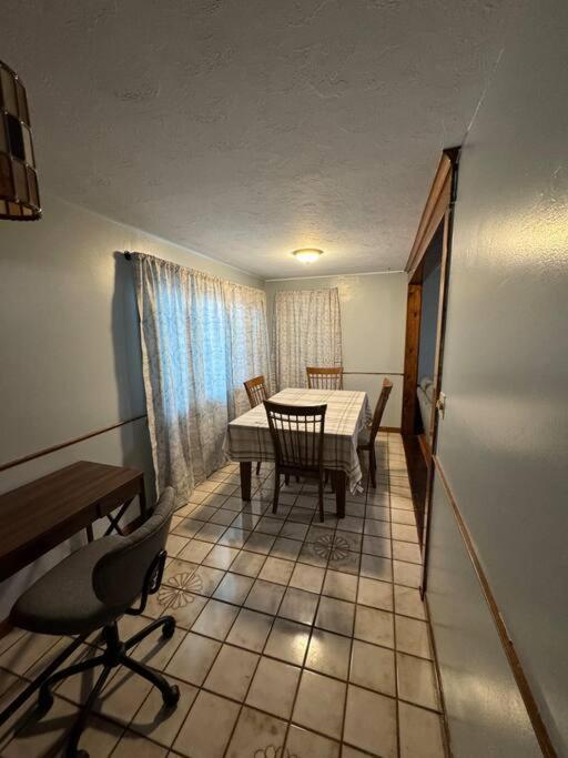 Appartement Comfy Getaway At Falls! à Niagara Falls Extérieur photo